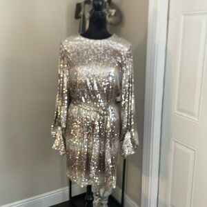 Exquisite Belle Badgley Mischka Gold Seqim Dress Sz6